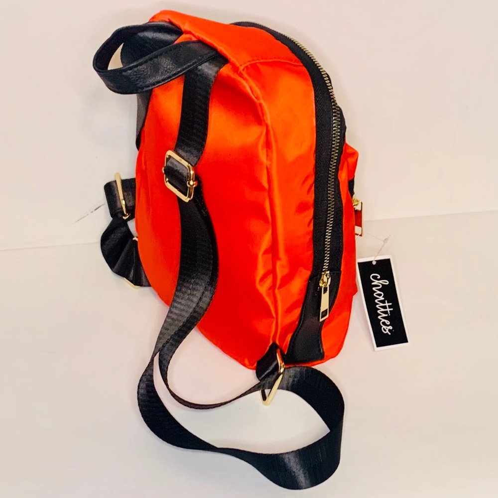 Mini Backpack - Picture 2 of 12